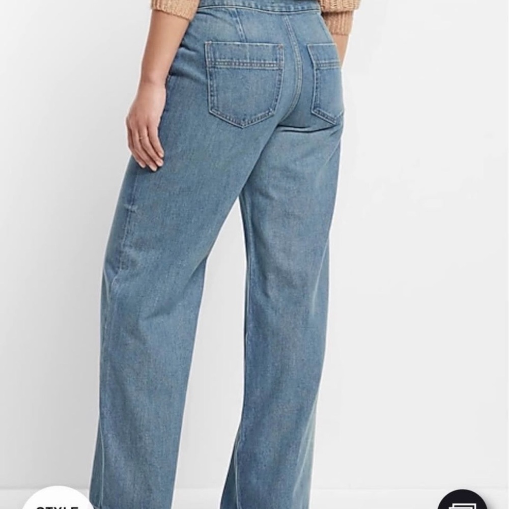 Express Women's Light Blue Flare Jeans